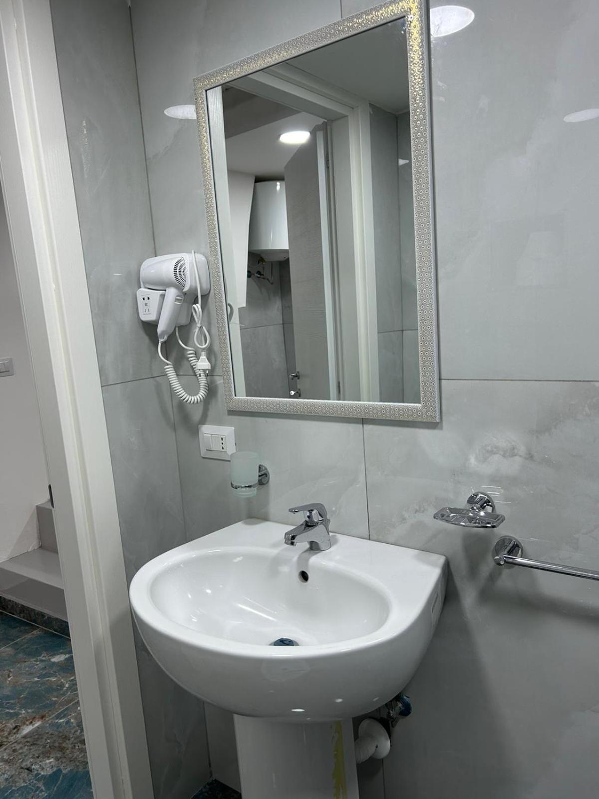 Chiara Luxury Home Napoli Bagian luar foto